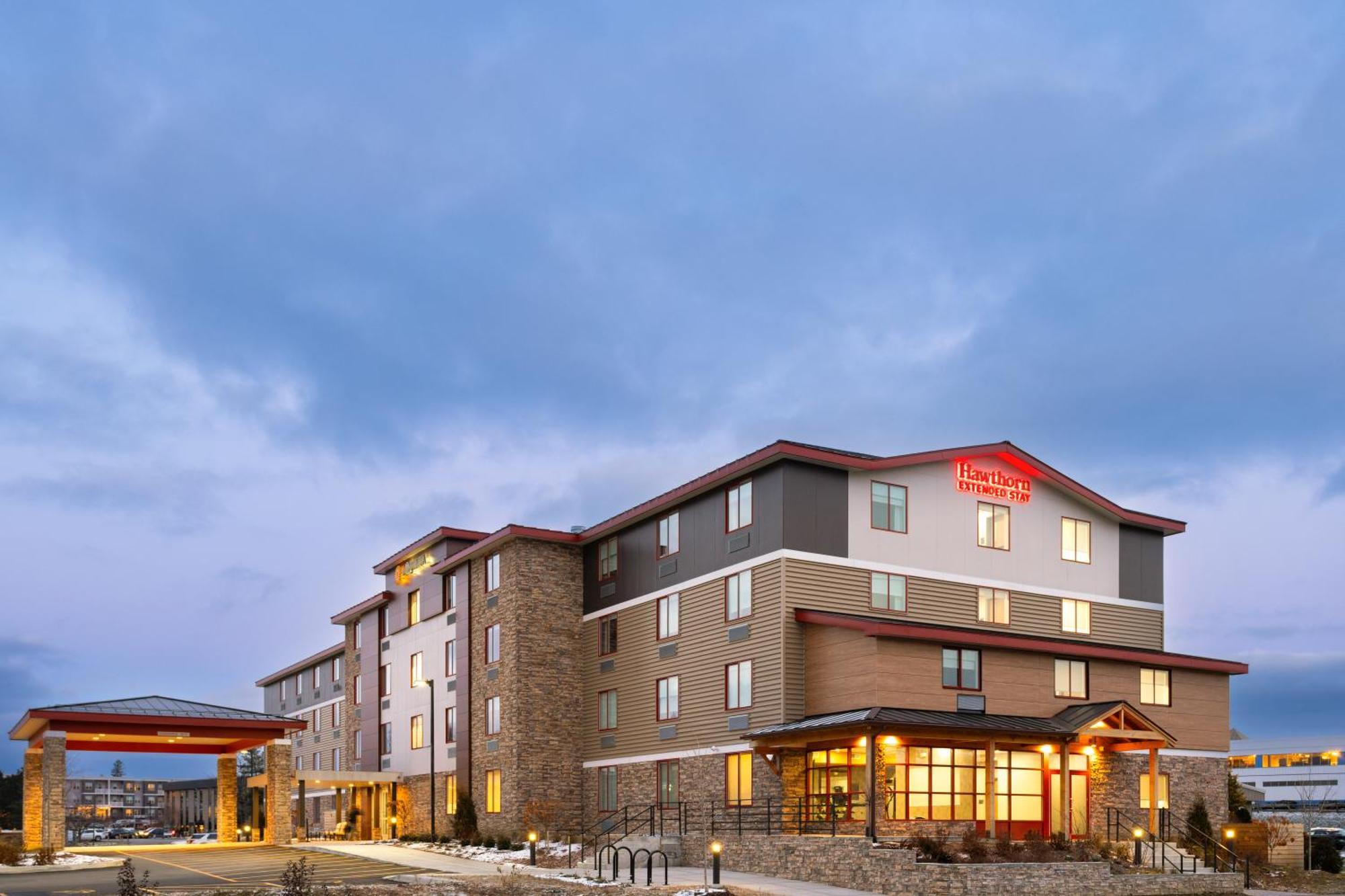 Hawthorn Extended Stay By Wyndham Williston Burlington المظهر الخارجي الصورة